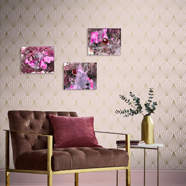 PP42 XS17-The Girl met in a champagne house.