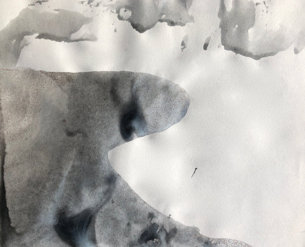 PP43 XS27-An American girl in London