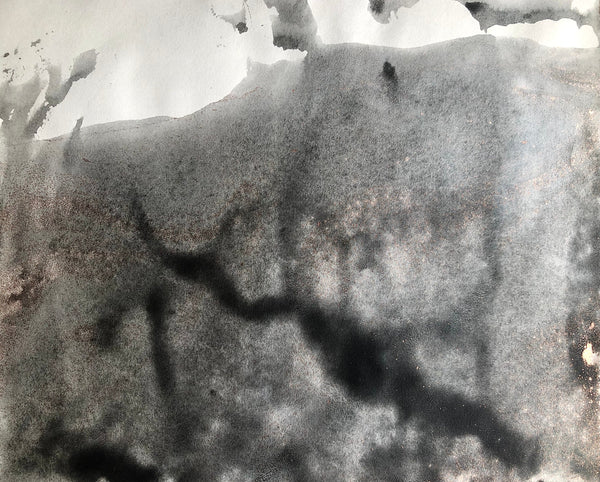 PP43 XS17-An American girl in London