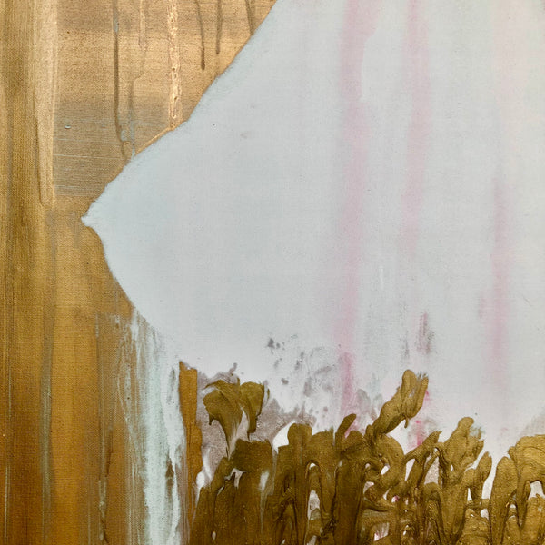 Violet à la base du cou